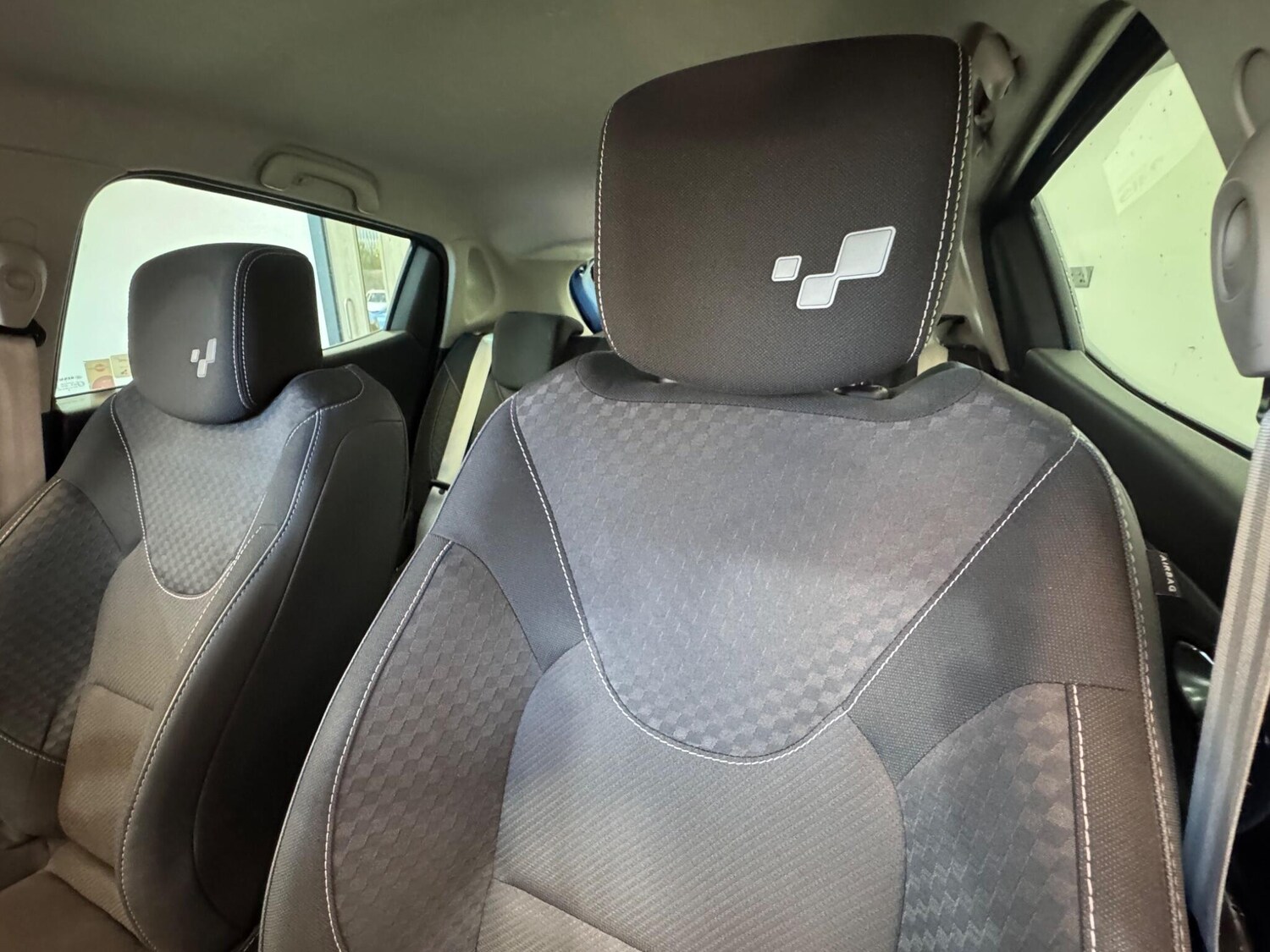 Used Renault Clio 2016 for sale - 76942509: Photo 37