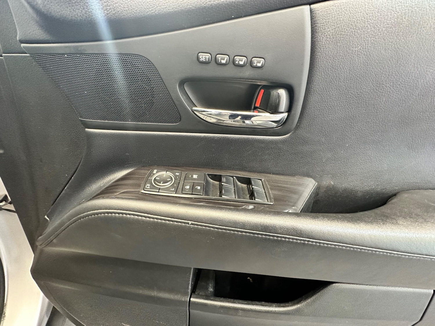 Used Lexus RX 2010 for sale - 77290562: Photo 16