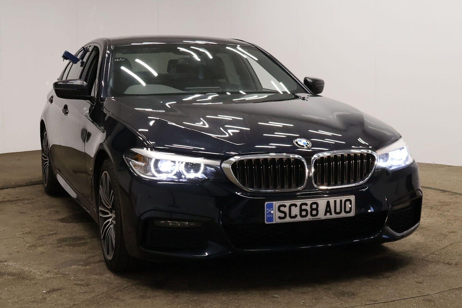 Used BMW 5 Series 2018 for sale - 76512568: Photo 1