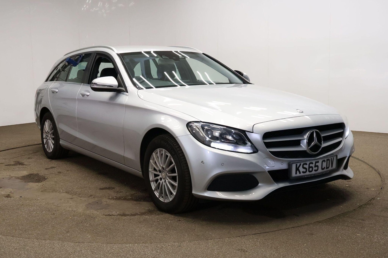 Used Mercedes-Benz C Class 2015 for sale - 76512267: Photo 1