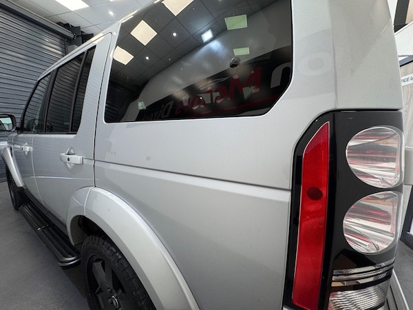 Used Land Rover Discovery 4 2015 for sale - 76246663: Photo 14