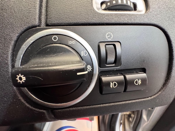 Used Land Rover Discovery 4 2015 for sale - 76246663: Photo 22
