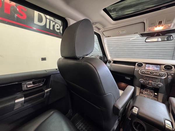 Used Land Rover Discovery 4 2015 for sale - 76246663: Photo 37