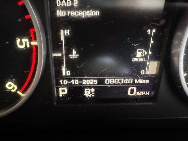 Used Land Rover Discovery 4 2015 for sale - 76246663: Photo 44