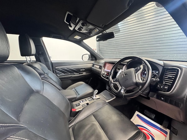 Used Mitsubishi Outlander 2021 for sale - 74875897: Photo 11
