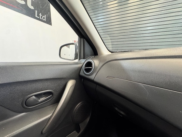 Used Dacia Sandero Stepway 2013 for sale - 74850195: Photo 17