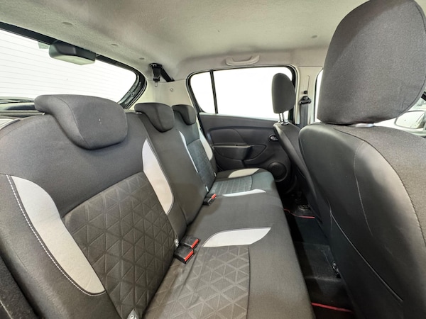 Used Dacia Sandero Stepway 2013 for sale - 74850195: Photo 20