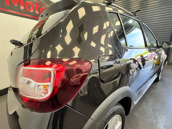 Used Dacia Sandero Stepway 2013 for sale - 74850195: Photo 6
