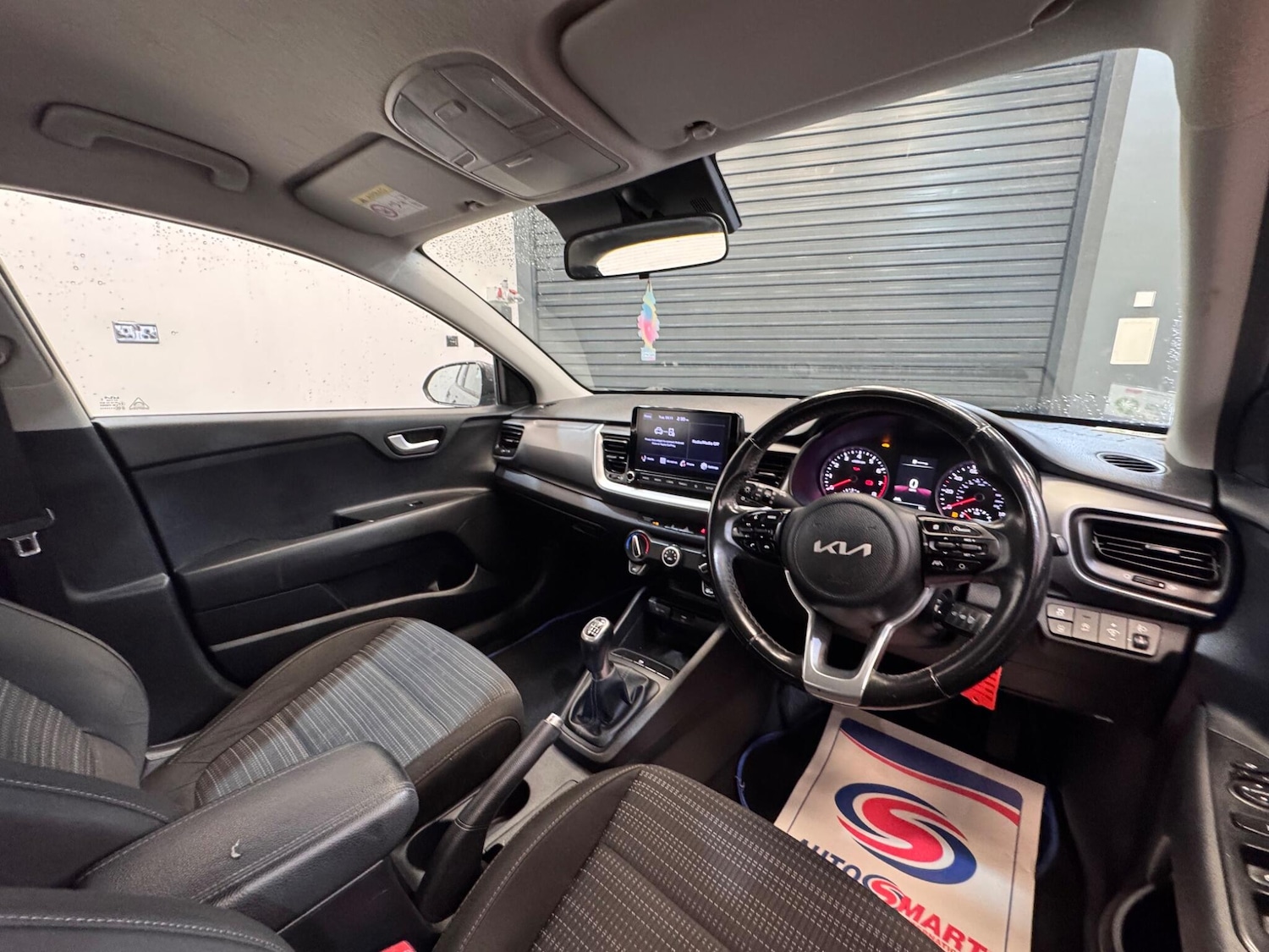 Used Kia Stonic 2021 for sale - 76337398: Photo 13