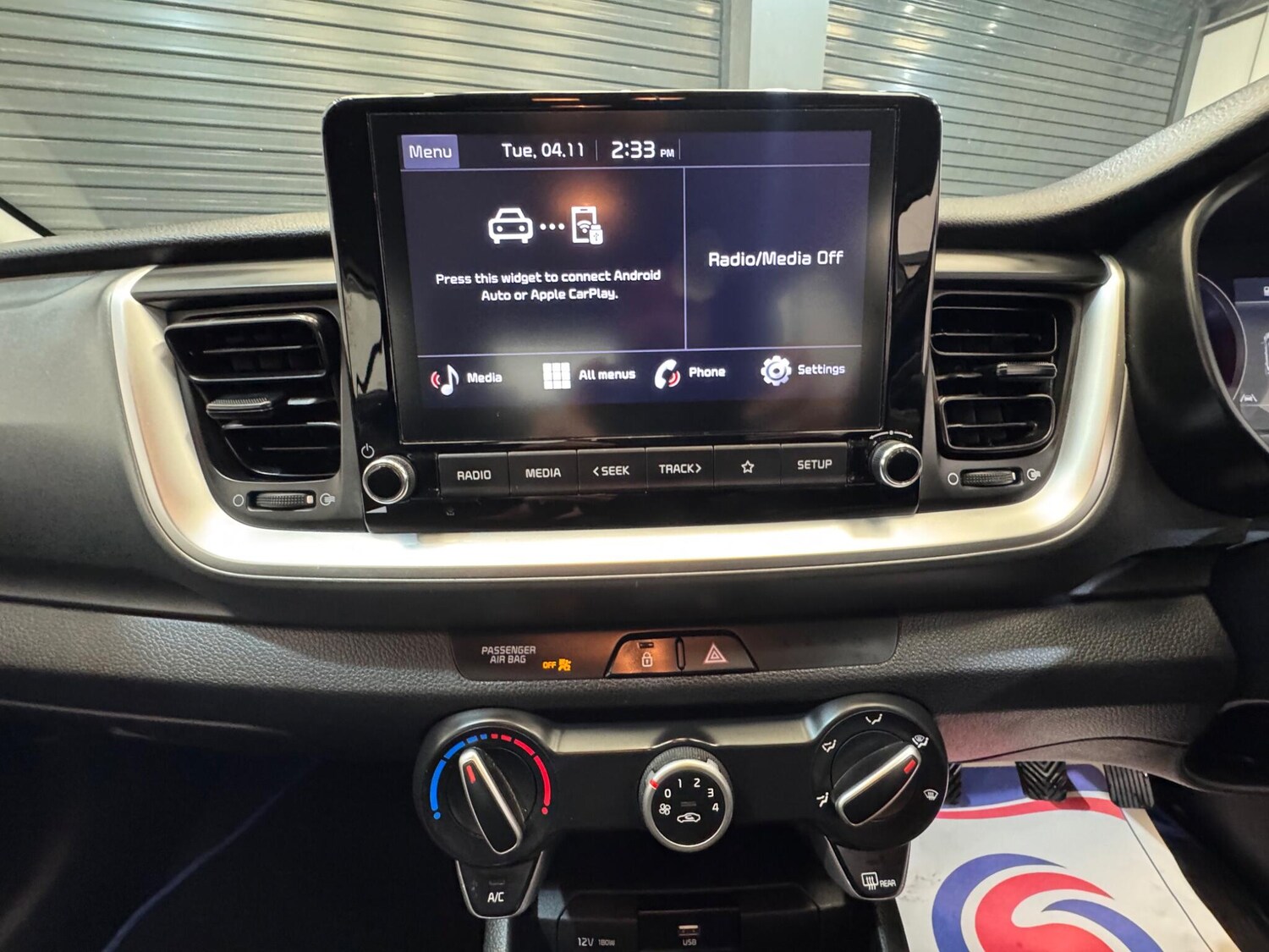 Used Kia Stonic 2021 for sale - 76337398: Photo 23