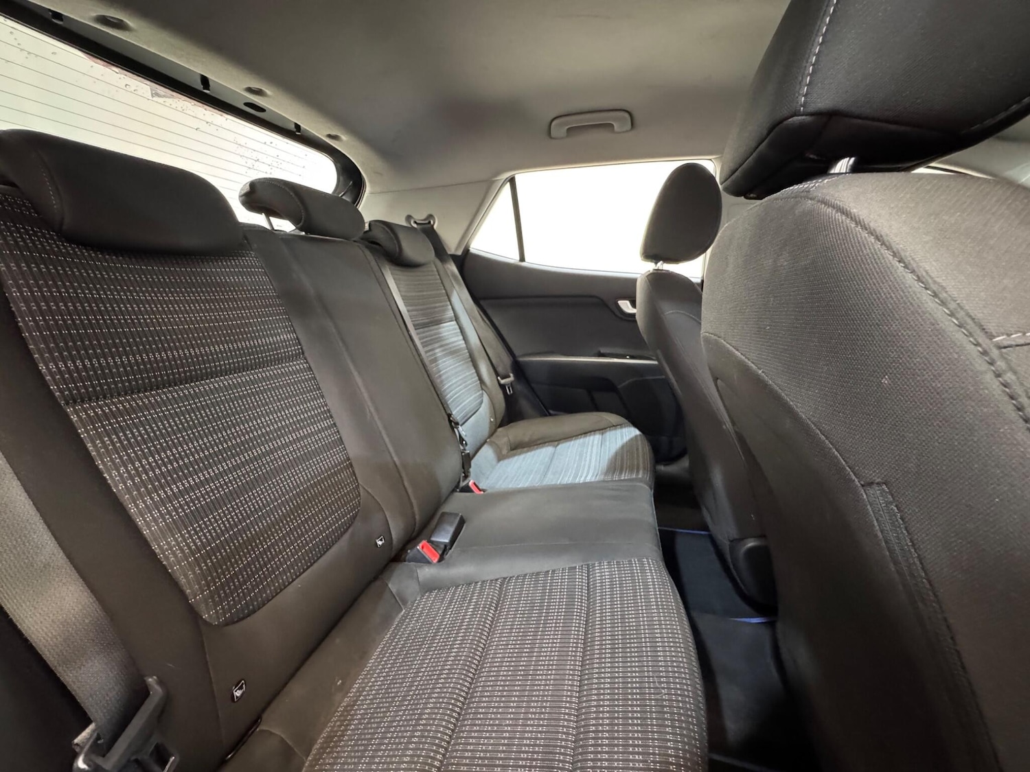 Used Kia Stonic 2021 for sale - 76337398: Photo 28