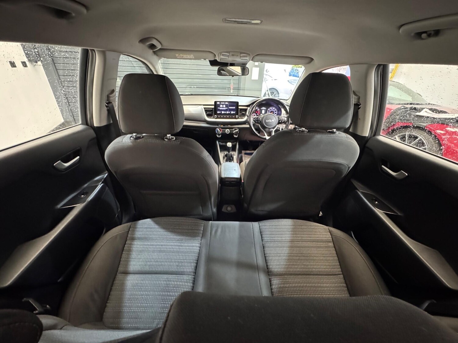 Used Kia Stonic 2021 for sale - 76337398: Photo 32