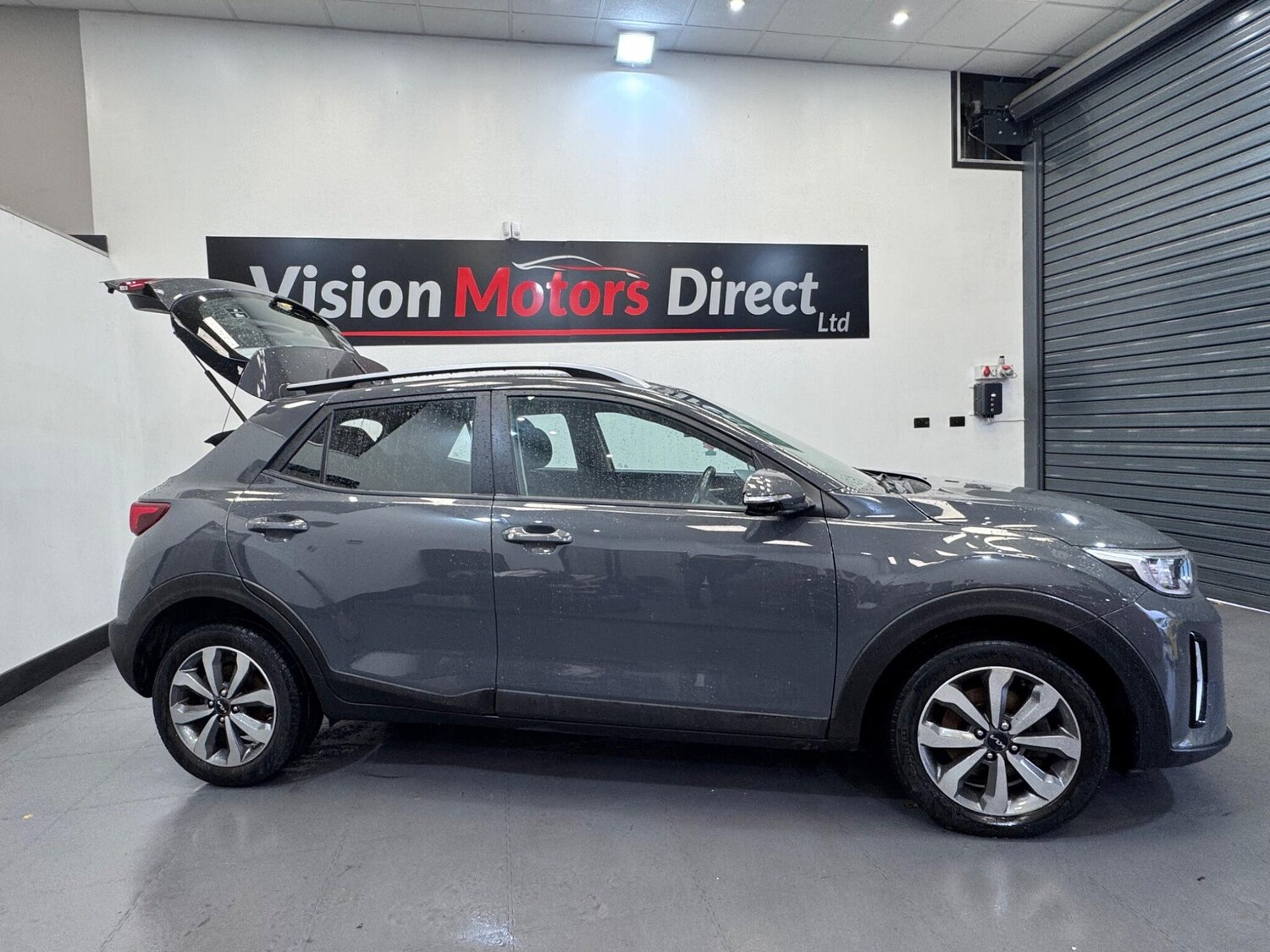 Used Kia Stonic 2021 for sale - 76337398: Photo 4