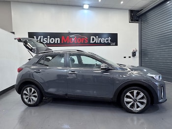 Used Kia Stonic 2021 for sale - 76337398: Photo