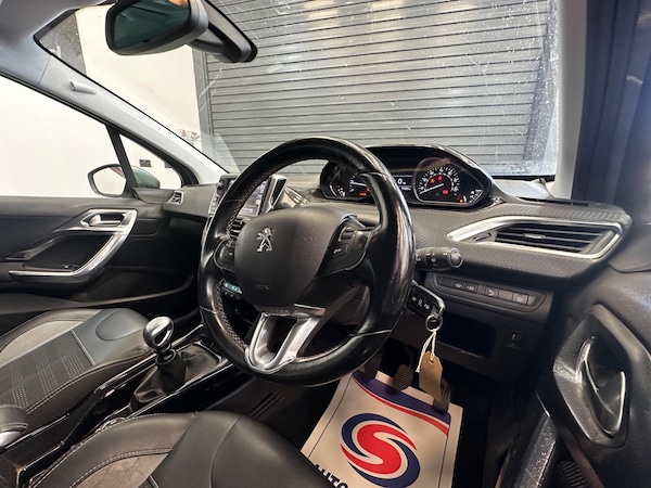 Used Peugeot 2008 2016 for sale - 74848258: Photo 5