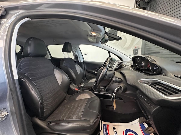 Used Peugeot 2008 2016 for sale - 74848258: Photo 7