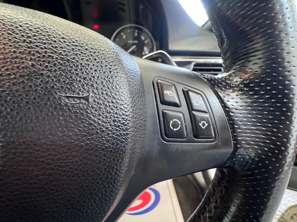 Used BMW 3 Series 2011 for sale - 76060413: Photo 19