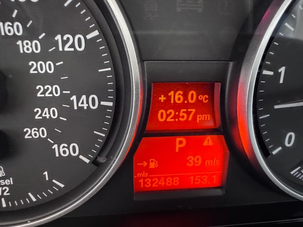 Used BMW 3 Series 2011 for sale - 76060413: Photo 38