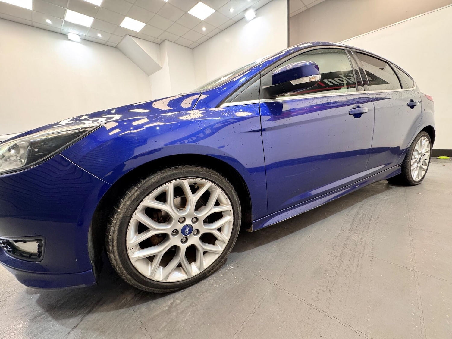 Used Ford Focus 2014 for sale - 76201348: Photo 2