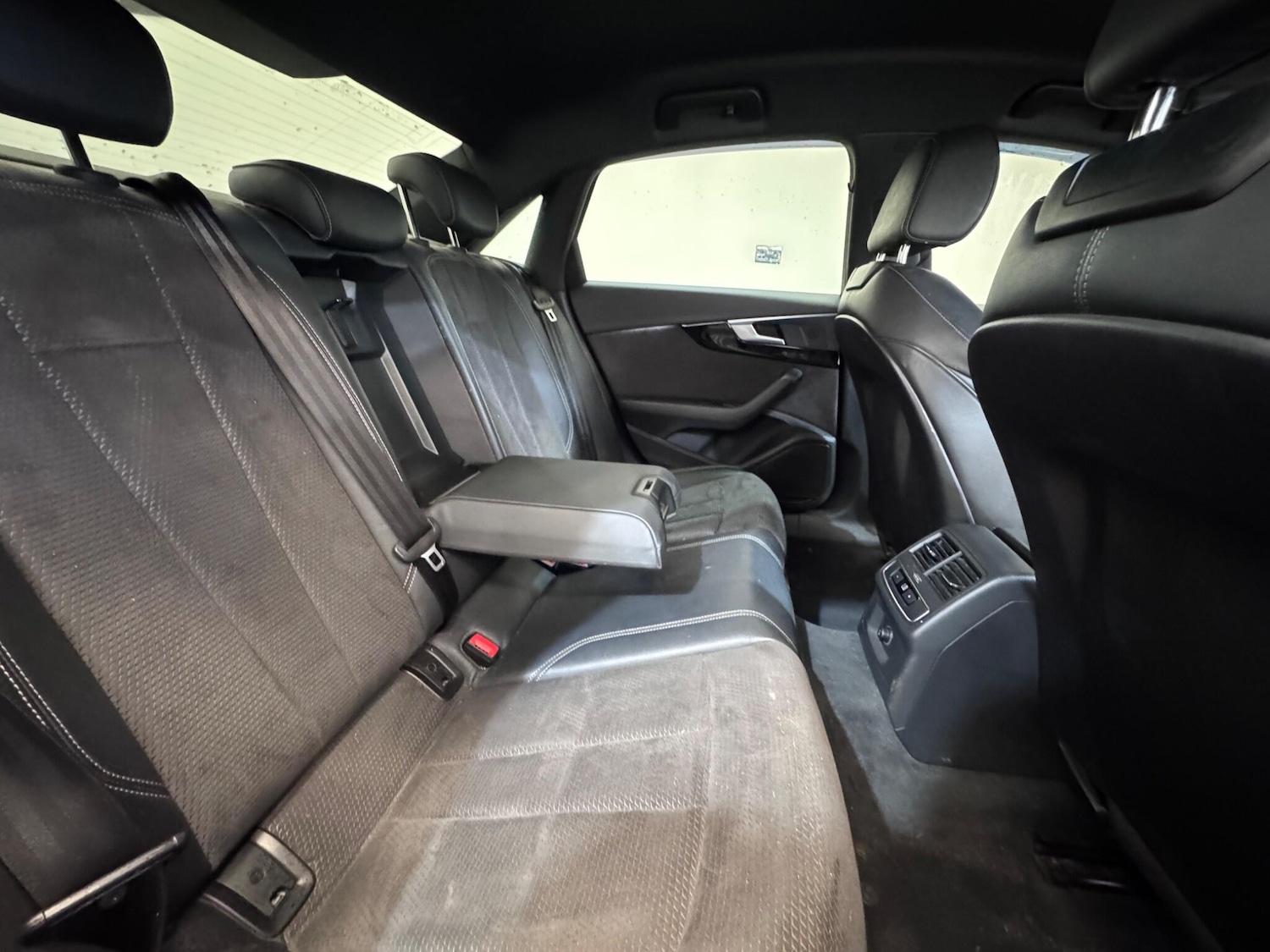 Used Audi A4 2018 for sale - 76060724: Photo 25