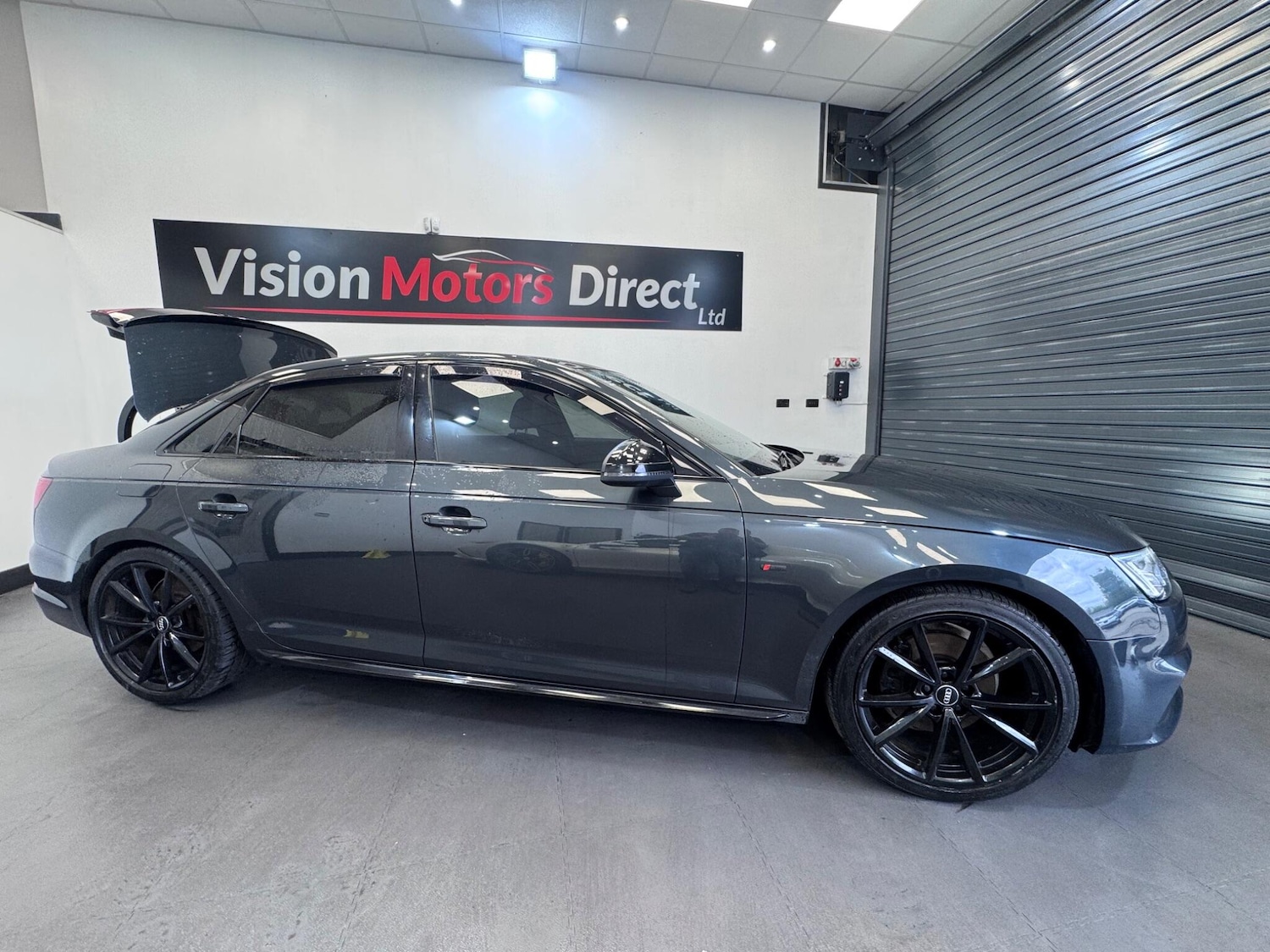 Used Audi A4 2018 for sale - 76060724: Photo 4