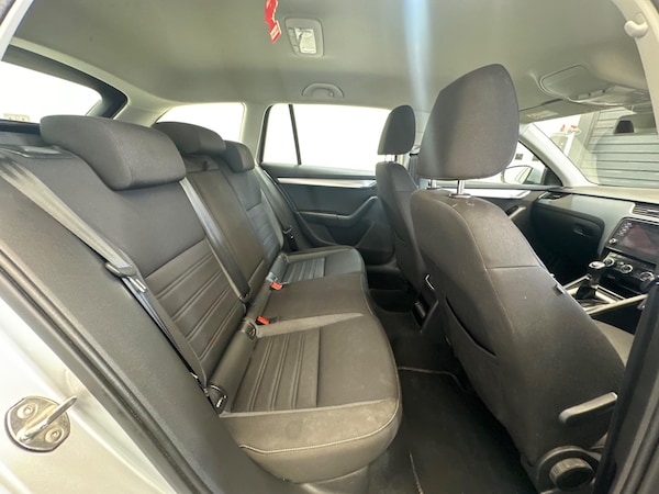 Used Skoda Octavia 2019 for sale - 75708777: Photo 11