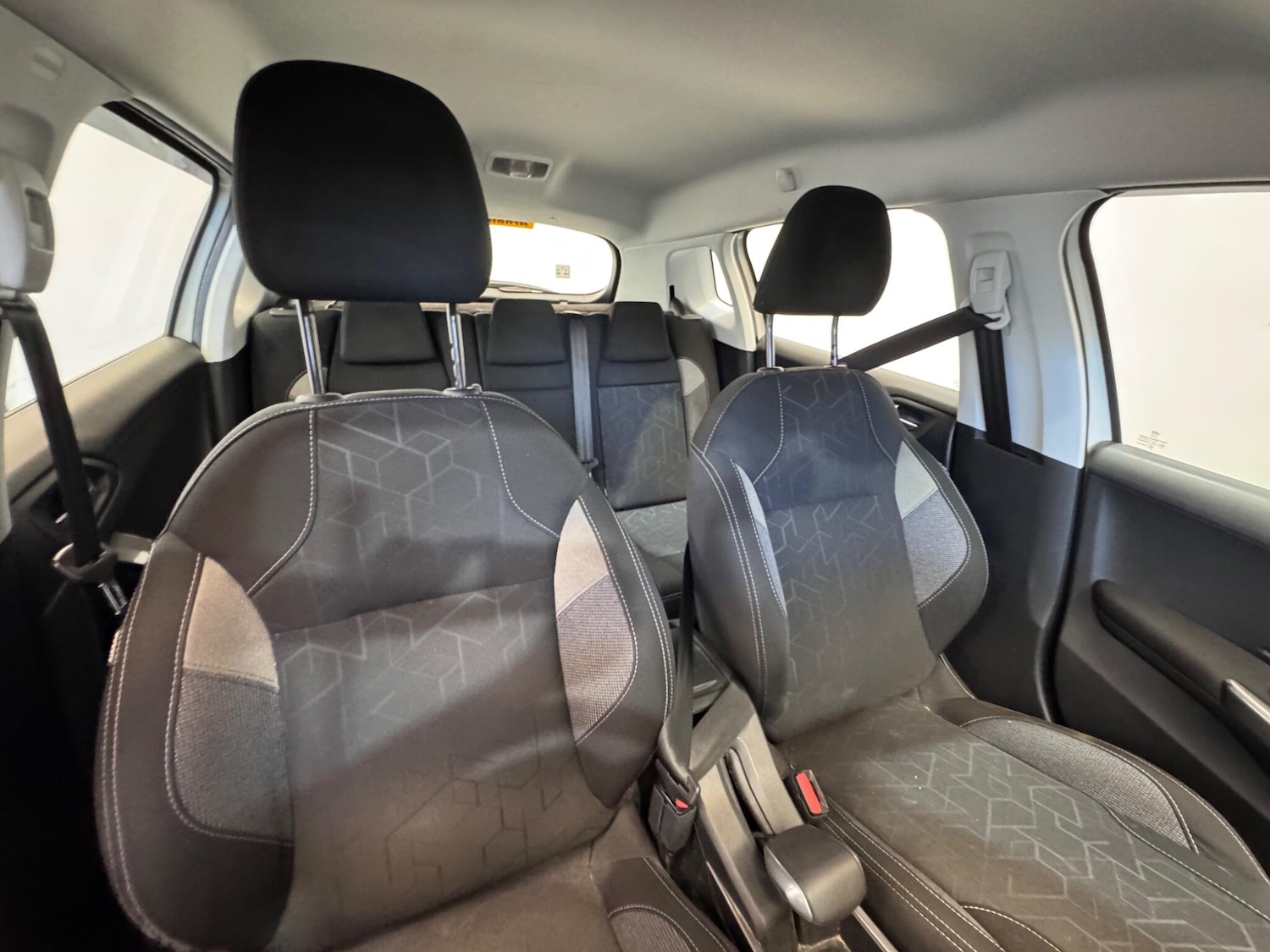 Used Peugeot 2008 2018 for sale - 76735261: Photo 14