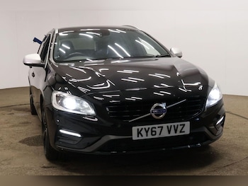 Used Volvo V60 2017 for sale - 76512273: Photo