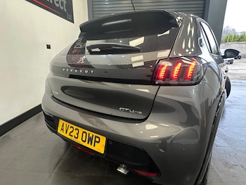 Used Peugeot 208 2023 for sale - 76295101: Photo