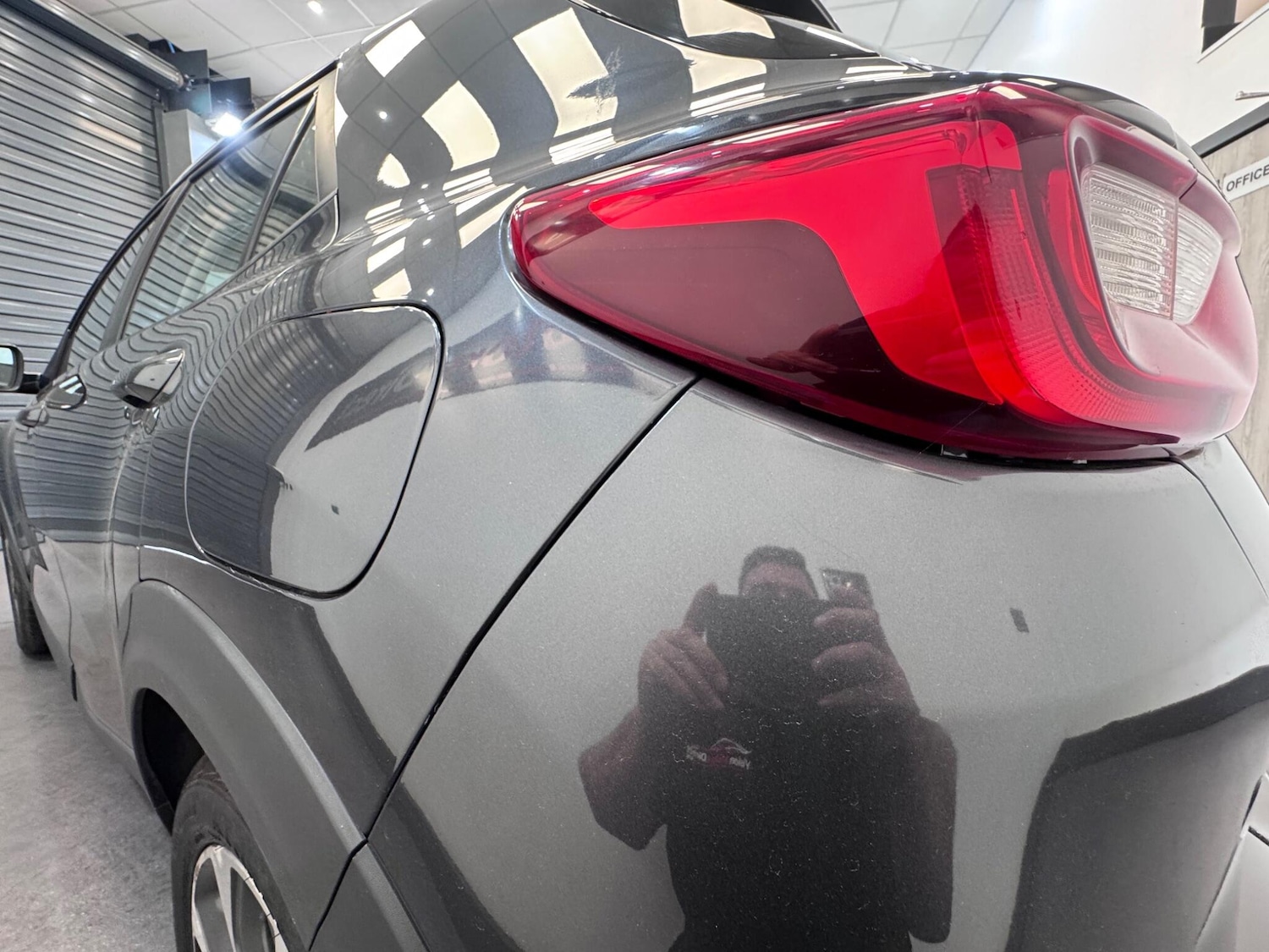 Used Kia Stonic 2017 for sale - 76715290: Photo 10