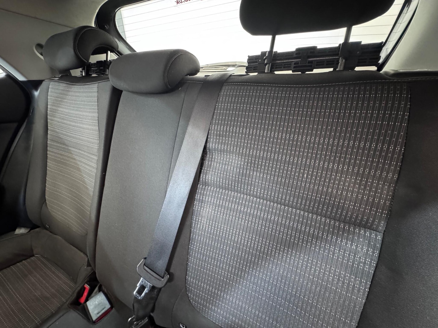 Used Kia Stonic 2017 for sale - 76715290: Photo 36