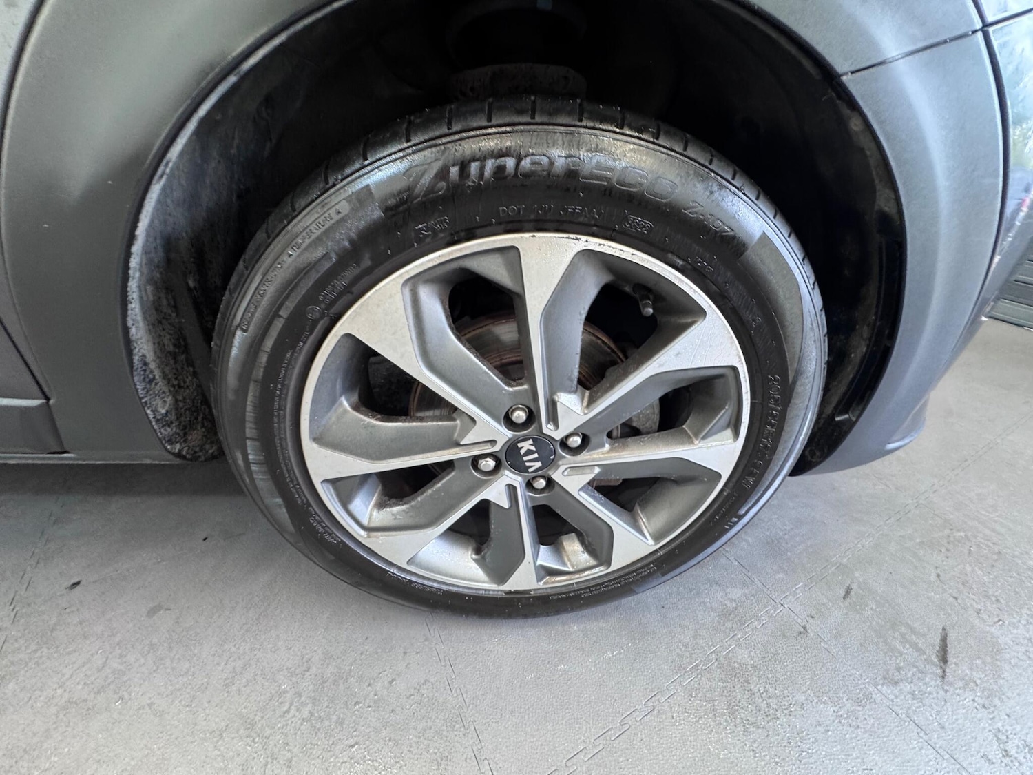 Used Kia Stonic 2017 for sale - 76715290: Photo 5