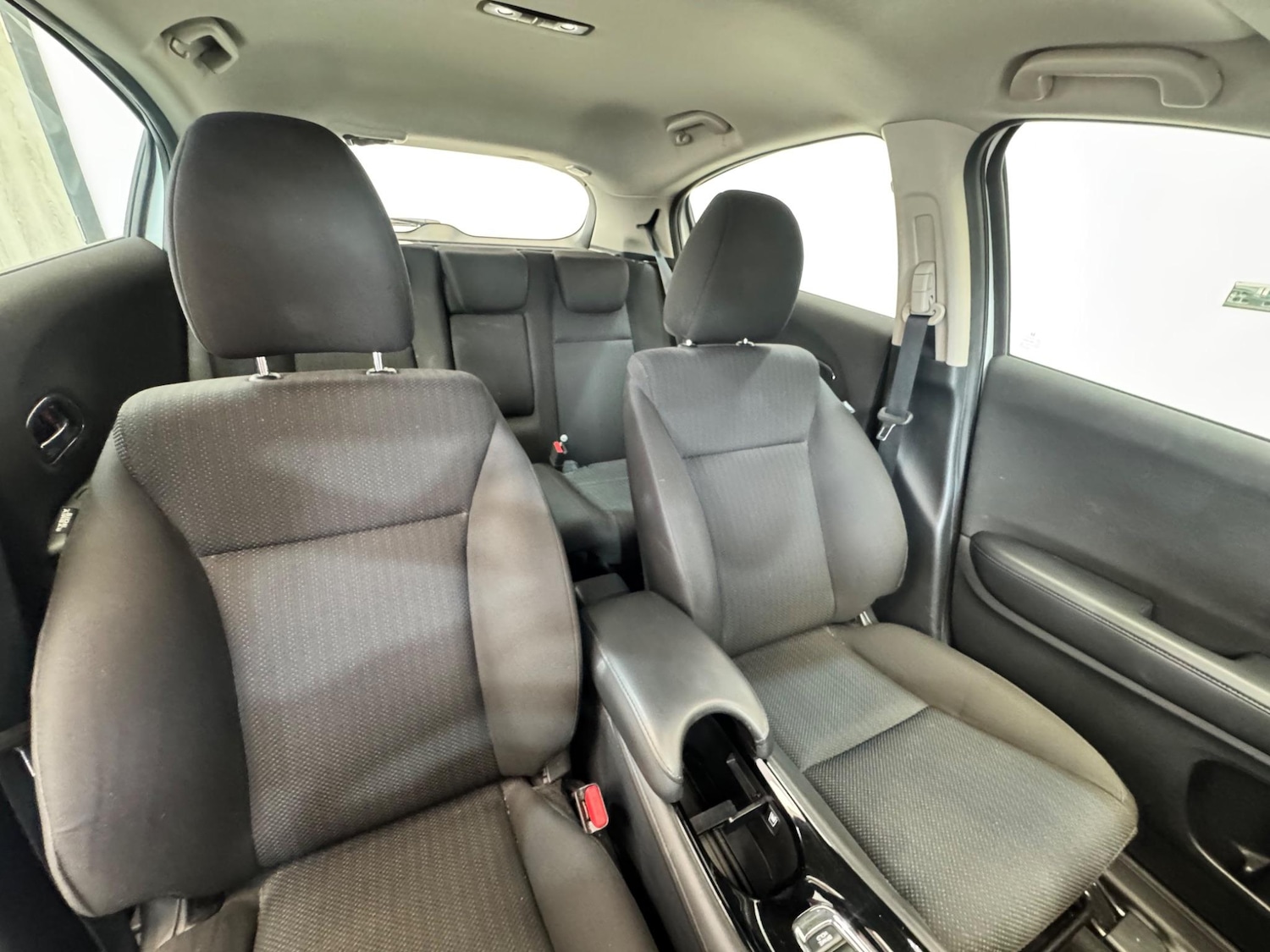Used Honda HR-V 2014 for sale - 76108901: Photo 29