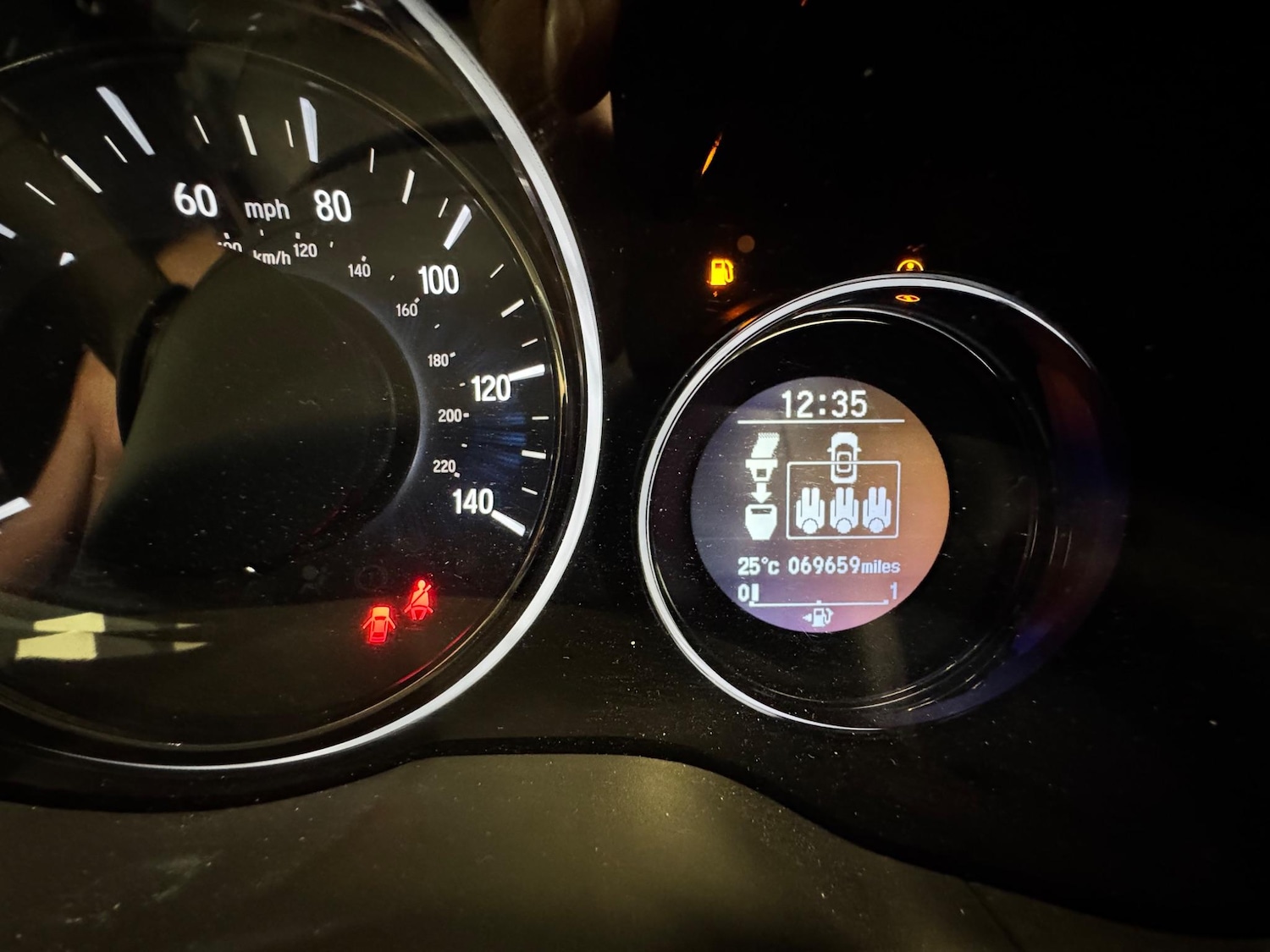 Used Honda HR-V 2014 for sale - 76108901: Photo 30