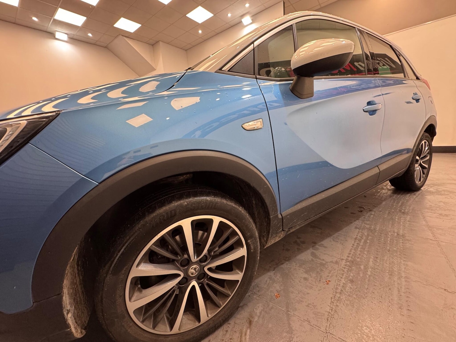 Used Vauxhall Crossland X 2019 for sale - 76714728: Photo 2