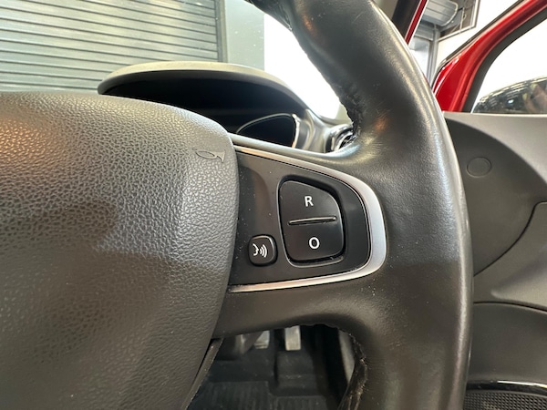 Used Renault Captur 2016 for sale - 74850779: Photo 15