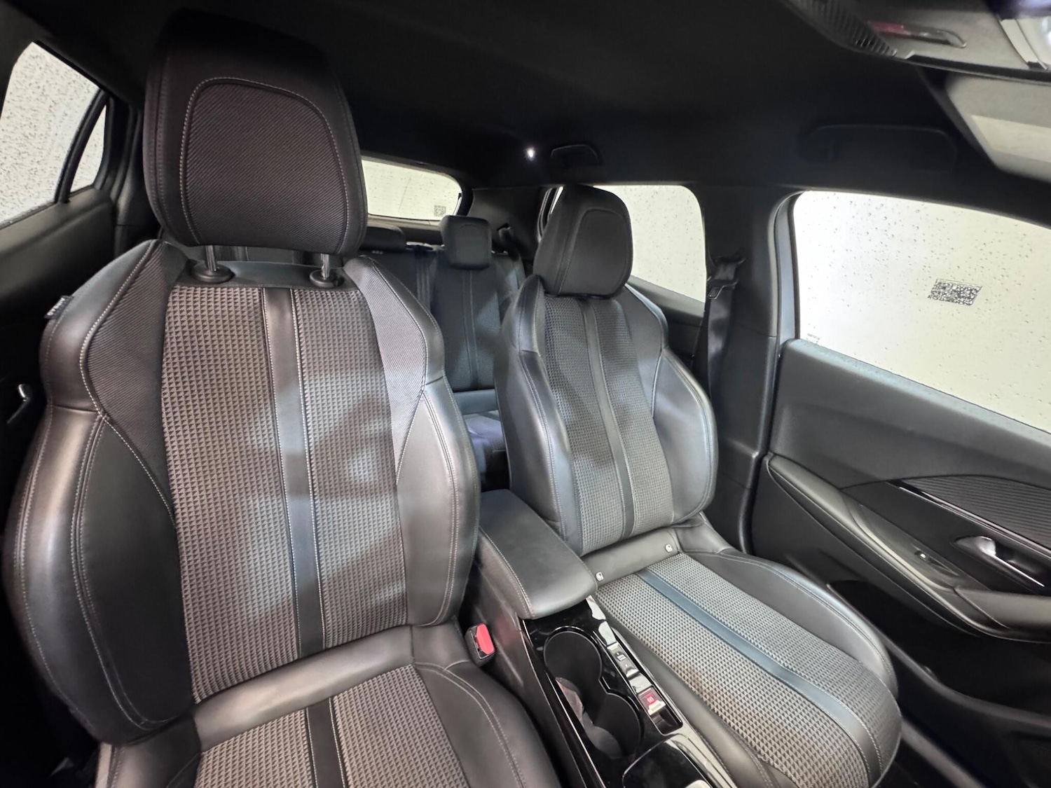 Used Peugeot 2008 2020 for sale - 75781845: Photo 18