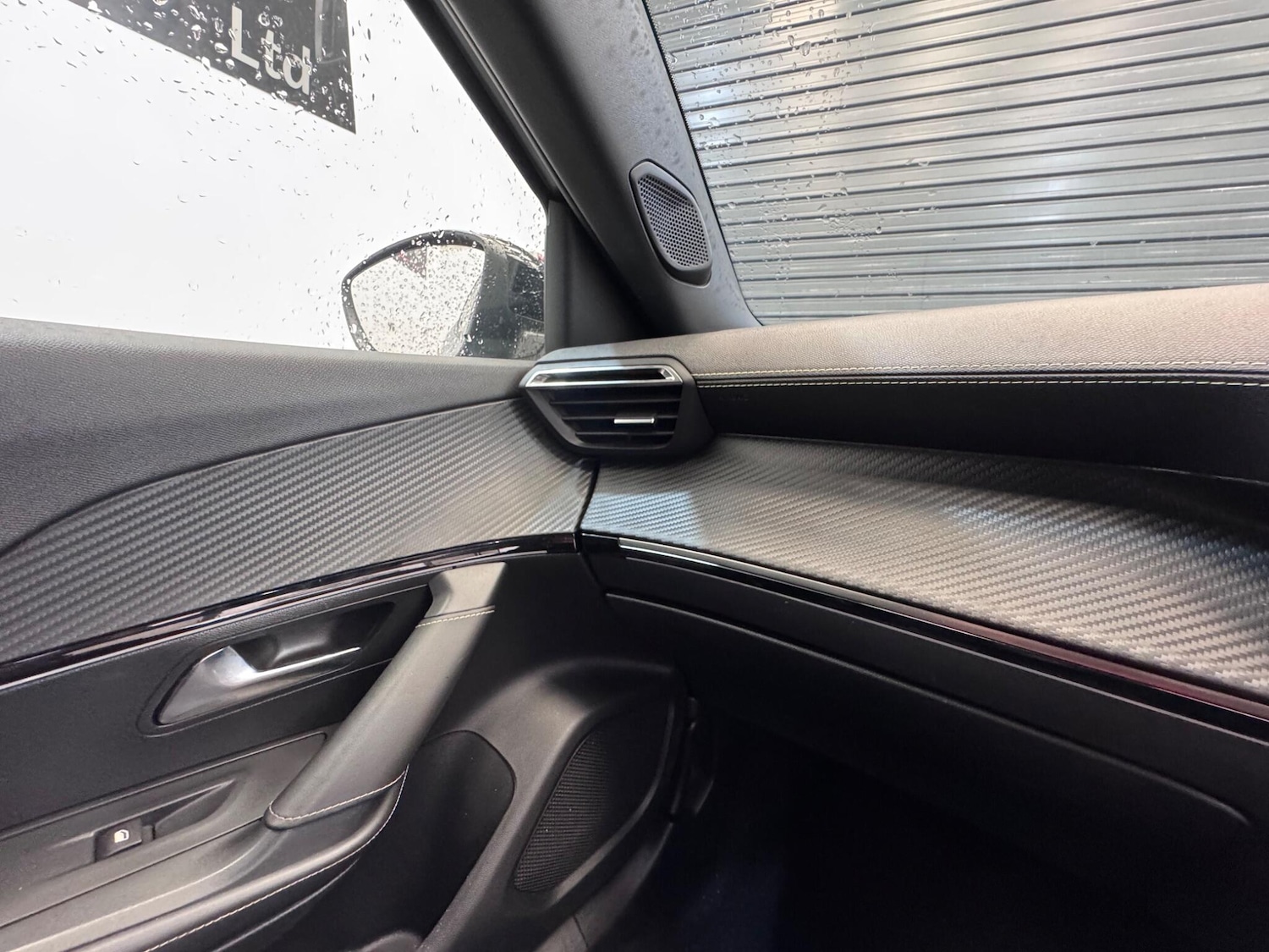 Used Peugeot 2008 2020 for sale - 75781845: Photo 21