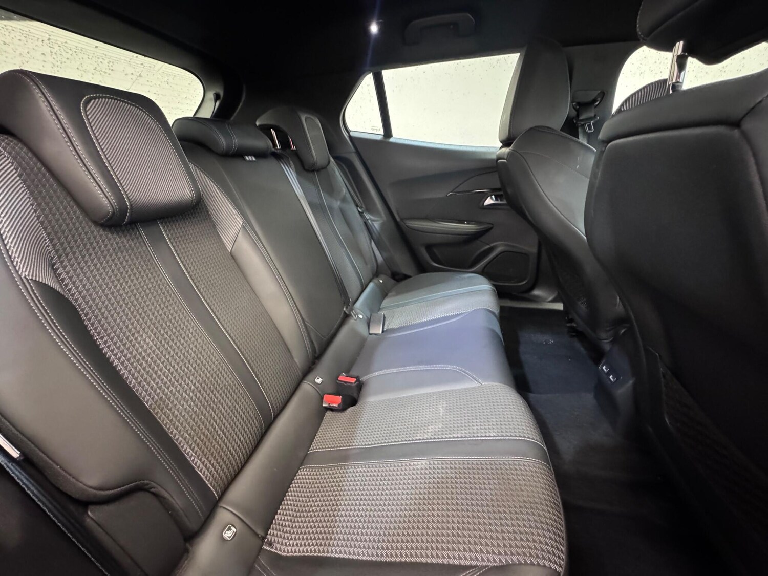 Used Peugeot 2008 2020 for sale - 75781845: Photo 29