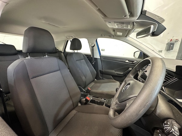 Used Volkswagen T-Roc 2020 for sale - 74849589: Photo 8