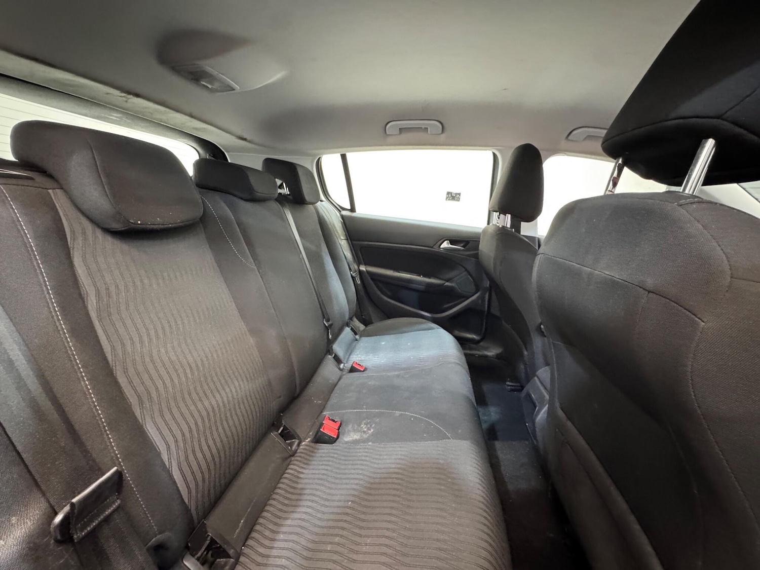 Used Peugeot 308 2016 for sale - 76714833: Photo 13