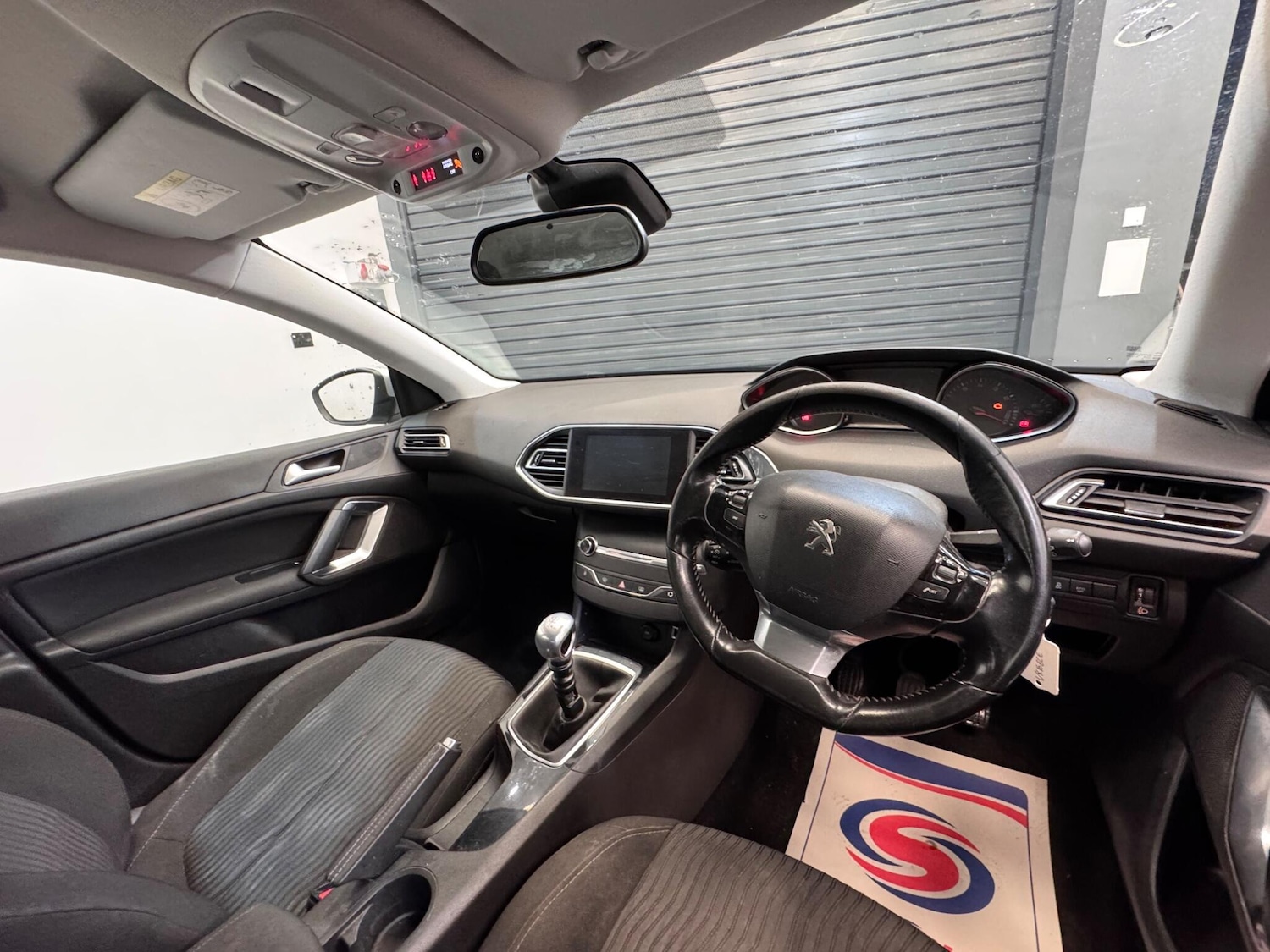 Used Peugeot 308 2016 for sale - 76714833: Photo 6