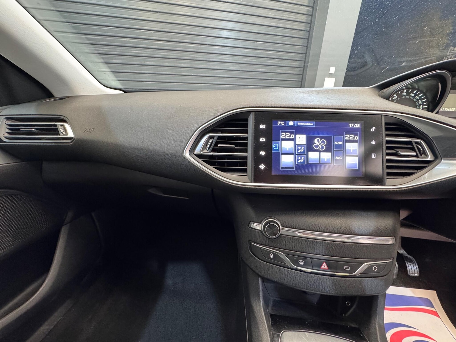 Used Peugeot 308 2016 for sale - 76714833: Photo 7