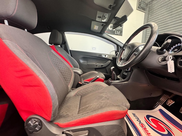 Used Ford Fiesta 2017 for sale - 75543955: Photo 16