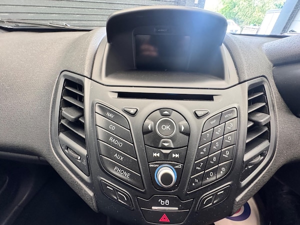 Used Ford Fiesta 2017 for sale - 75543955: Photo 21