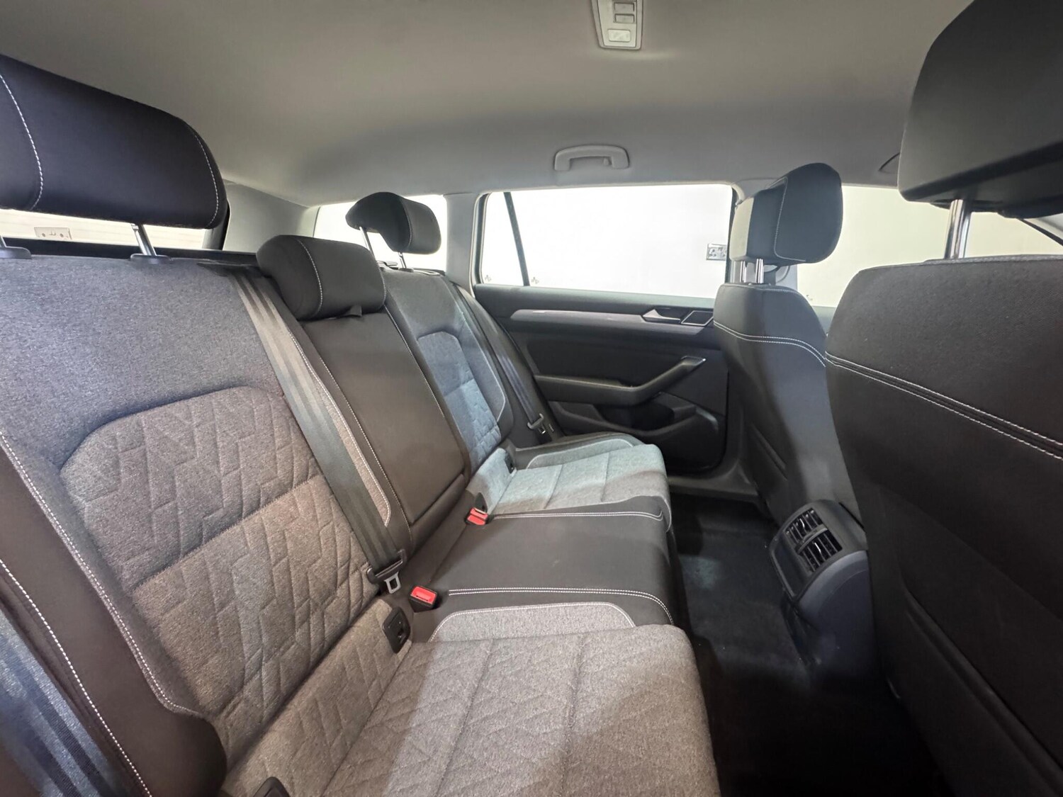 Used Volkswagen Passat 2022 for sale - 76714838: Photo 17