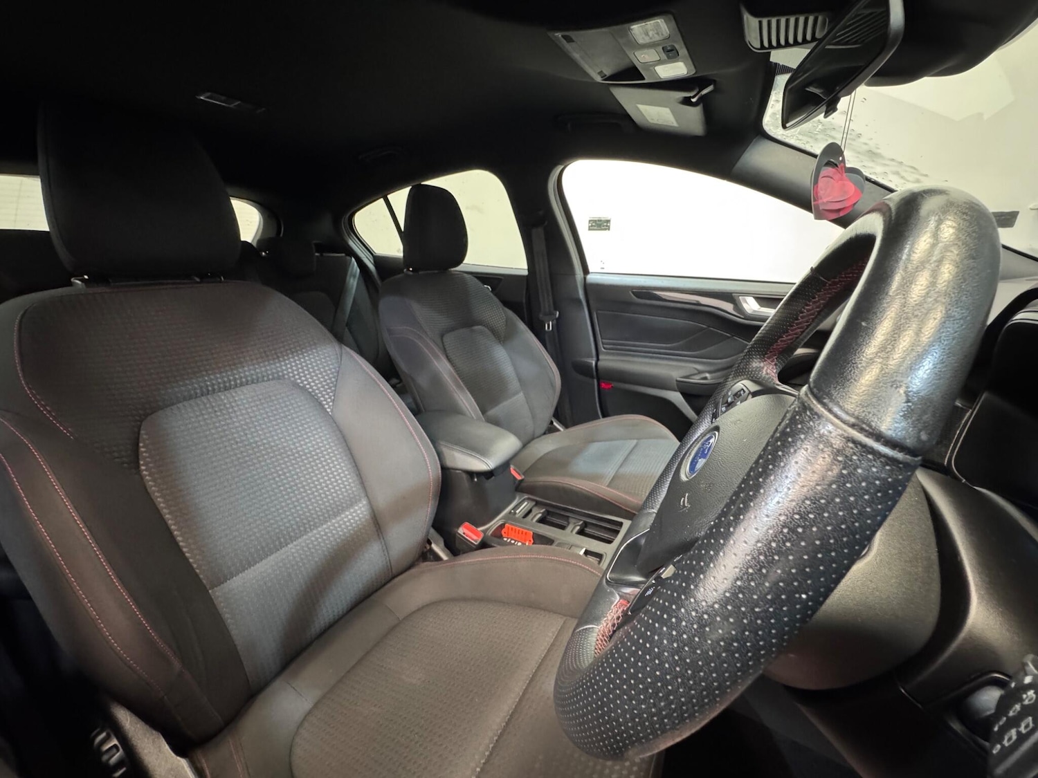 Used Ford Focus 2020 for sale - 76715502: Photo 14