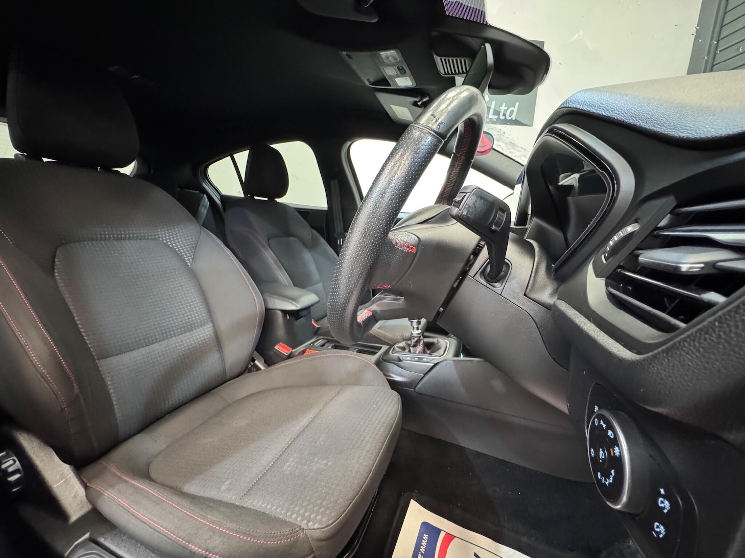 Used Ford Focus 2020 for sale - 76715502: Photo 15