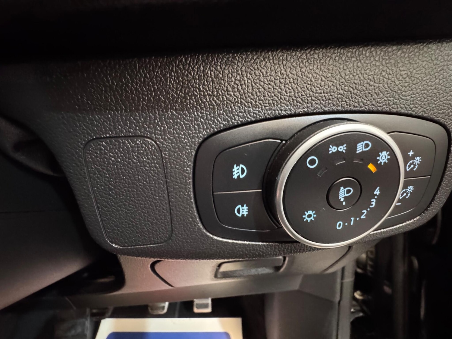 Used Ford Focus 2020 for sale - 76715502: Photo 19