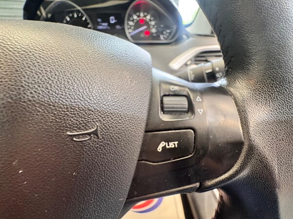 Used Peugeot 2008 2017 for sale - 75544143: Photo 16